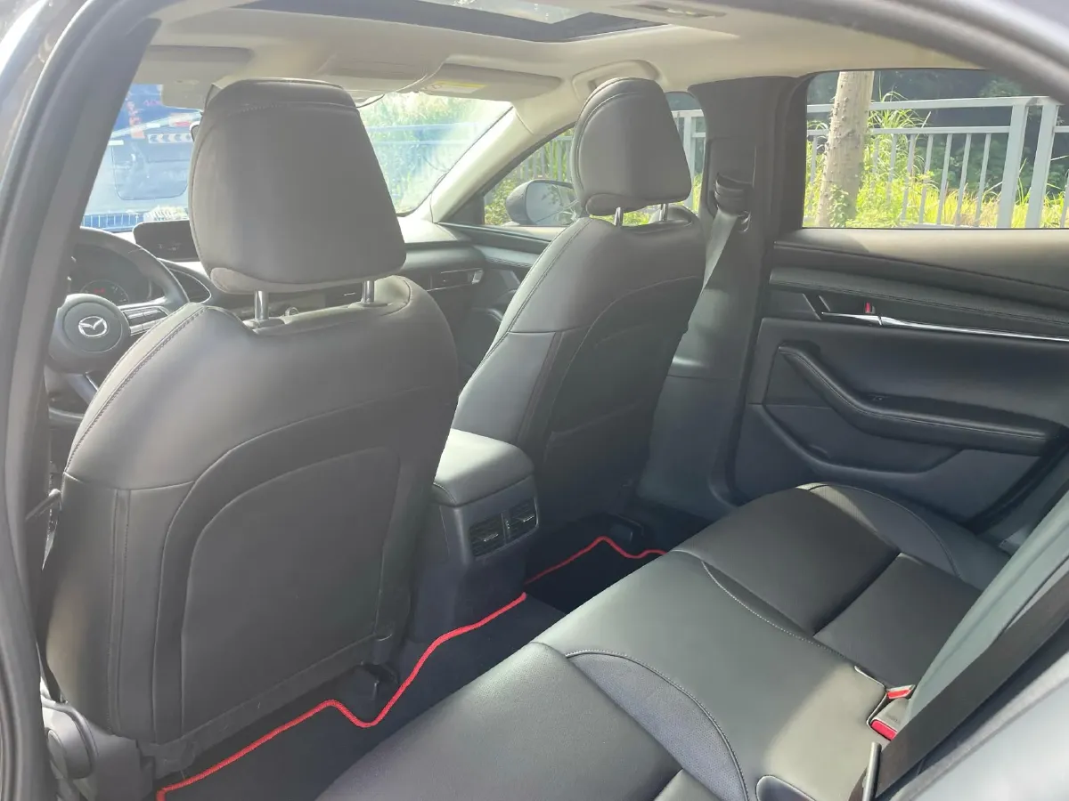 2020 Mazda 3 Axela 2.0L 158HP L4 6AT,autocango,china used car exporter,china ev exporter,chinese used car exporter,chinese used ev exporter