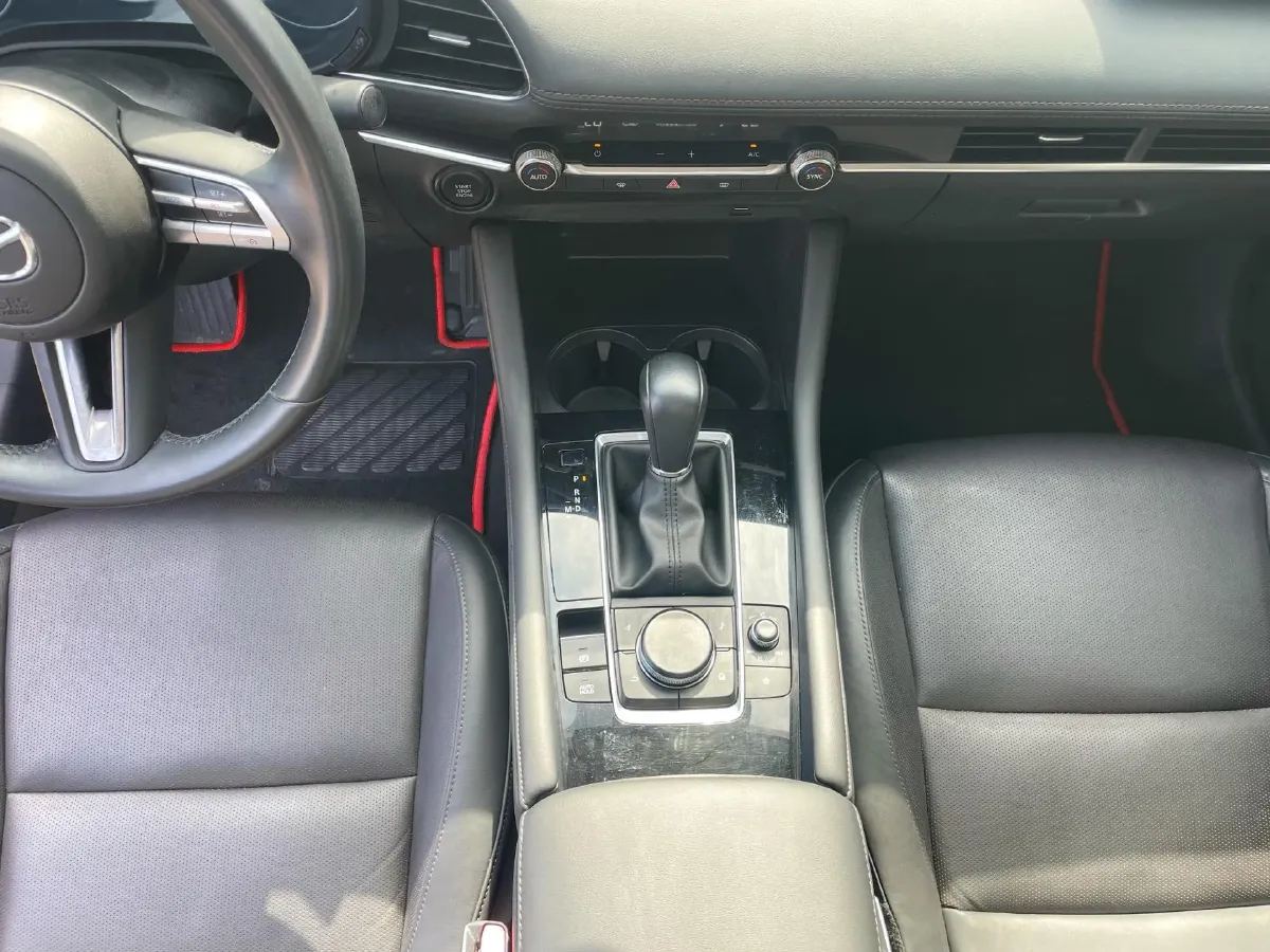 2020 Mazda 3 Axela 2.0L 158HP L4 6AT,autocango,china used car exporter,china ev exporter,chinese used car exporter,chinese used ev exporter