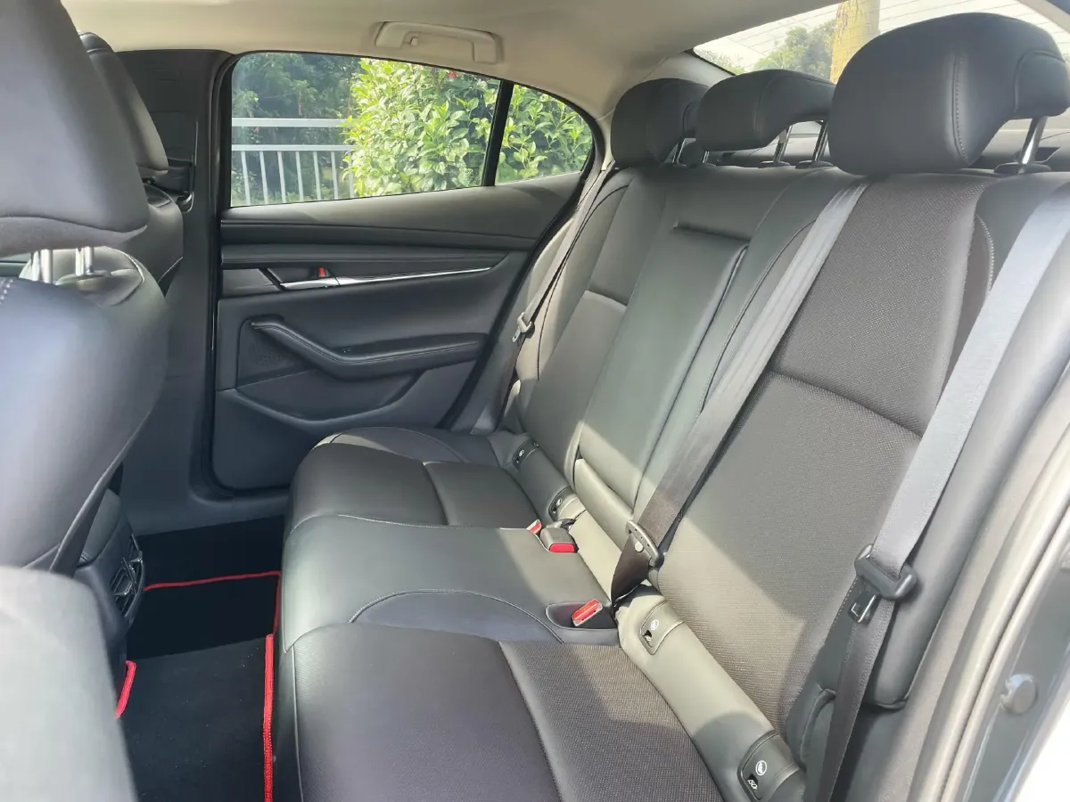 2020 Mazda 3 Axela 2.0L 158HP L4 6AT,autocango,china used car exporter,china ev exporter,chinese used car exporter,chinese used ev exporter