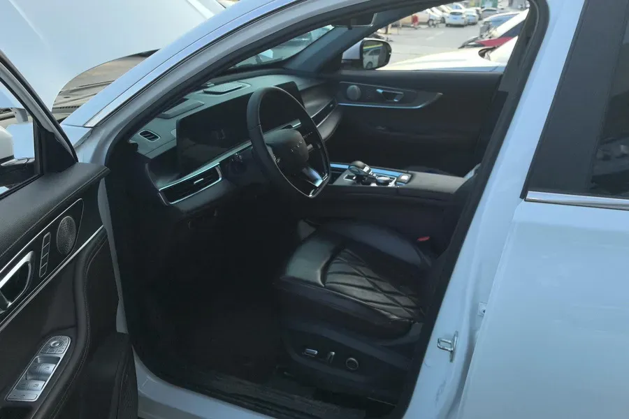 2024 Chery Tiggo 8 PRO 1.6T 197HP L4 7DCT,autocango,china used car exporter,china ev exporter,chinese used car exporter,chinese used ev exporter