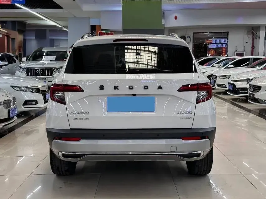 2020 Skoda Karoq 1.4T 150HP L4 7DCT,autocango,china used car exporter,china ev exporter,chinese used car exporter,chinese used ev exporter