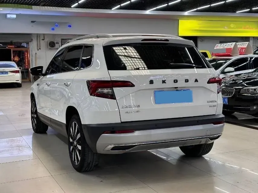 2020 Skoda Karoq 1.4T 150HP L4 7DCT,autocango,china used car exporter,china ev exporter,chinese used car exporter,chinese used ev exporter