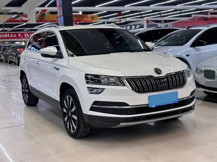 2020 Skoda Karoq 1.4T 150HP L4 7DCT,autocango,china used car exporter,china ev exporter,chinese used car exporter,chinese used ev exporter