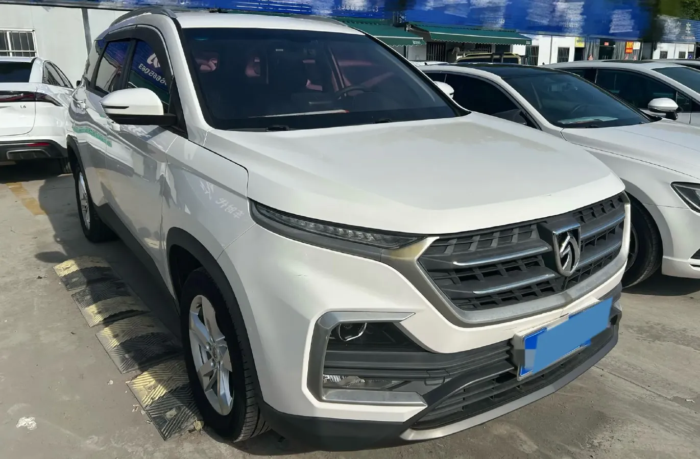 2018 BaoJun 530 1.5T 150HP L4 6MT,autocango,china used car exporter,china ev exporter,chinese used car exporter,chinese used ev exporter