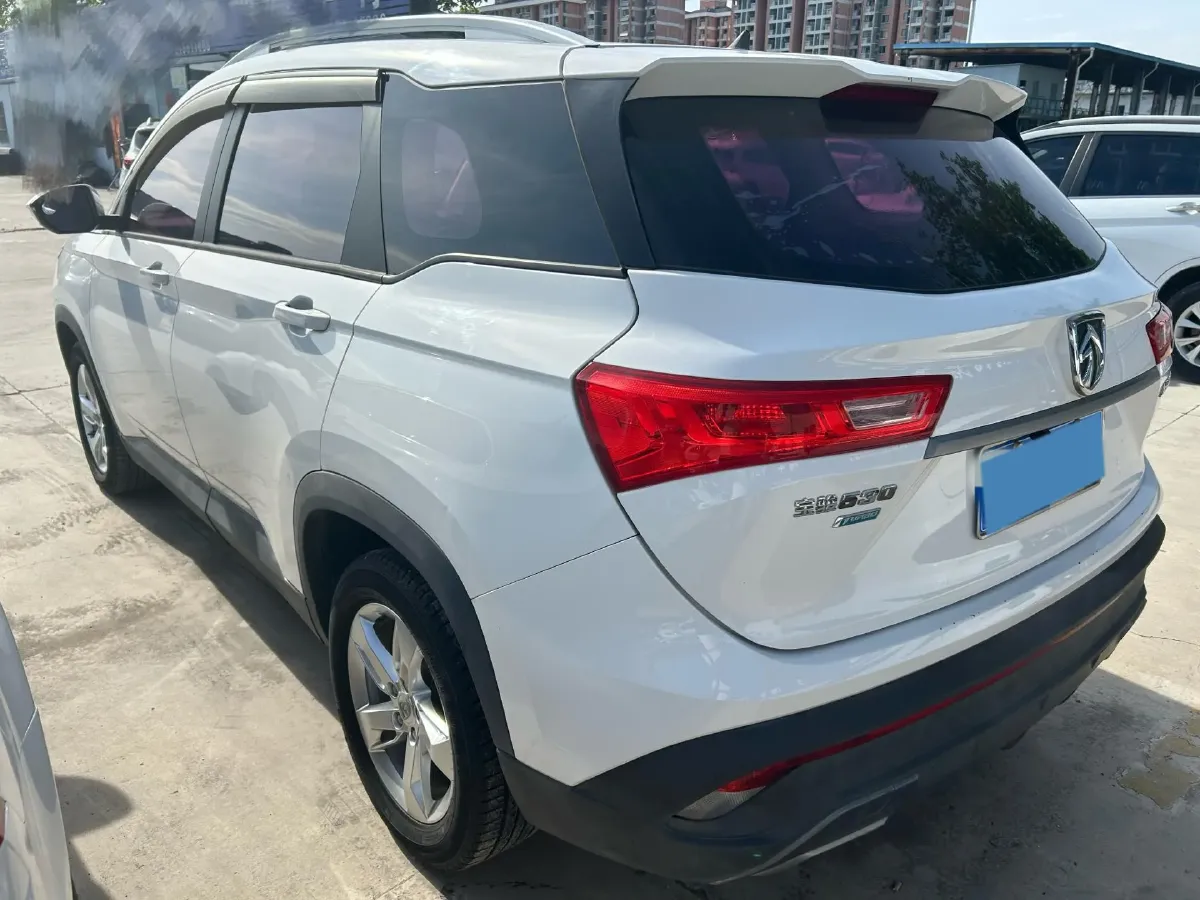 2018 BaoJun 530 1.5T 150HP L4 6MT,autocango,china used car exporter,china ev exporter,chinese used car exporter,chinese used ev exporter