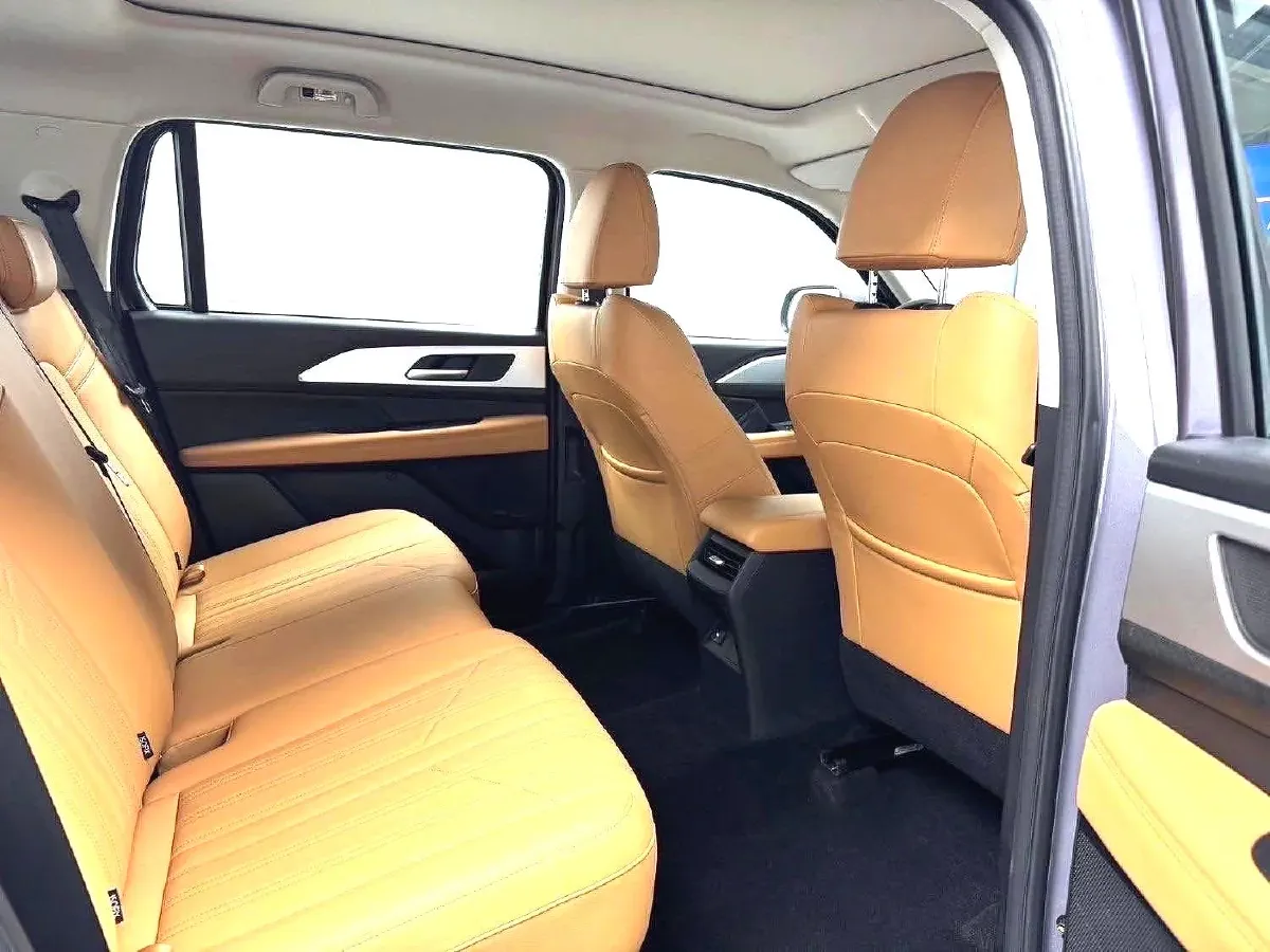 2023 Haval H5 2.0T 224HP L4 8AT,autocango,china used car exporter,china ev exporter,chinese used car exporter,chinese used ev exporter