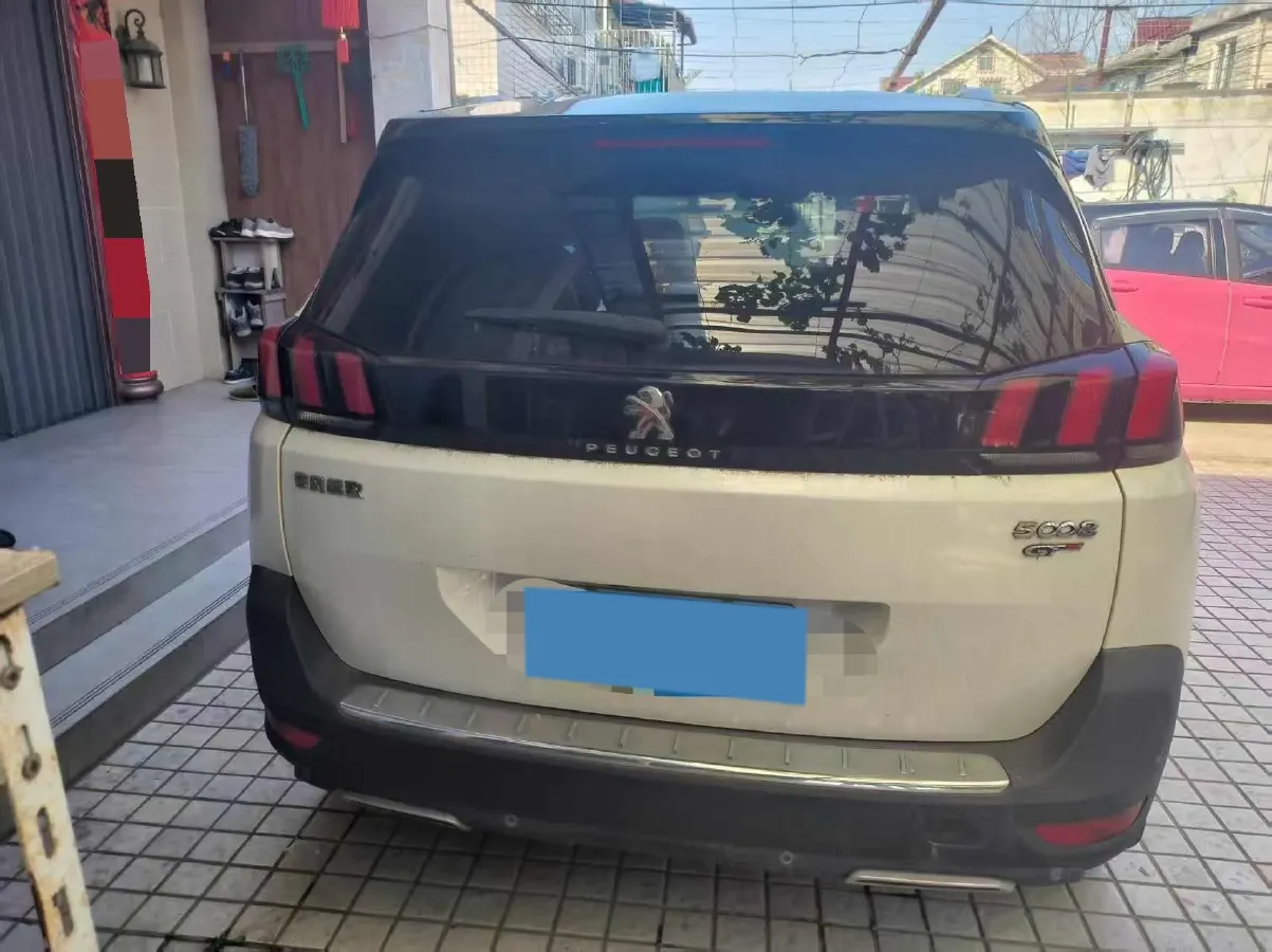 2017 Peugeot 5008 1.8T 204HP L4 6AT,autocango,china used car exporter,china ev exporter,chinese used car exporter,chinese used ev exporter