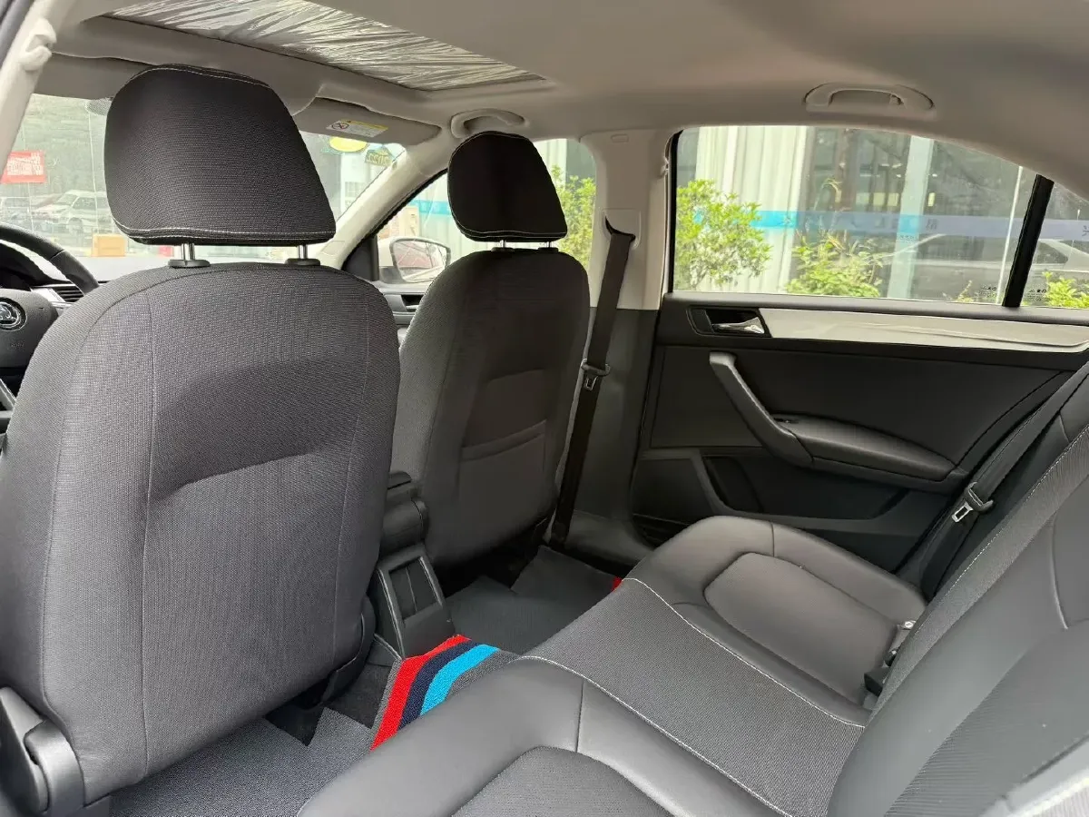 2020 Skoda Rapid 1.5L 112HP L4 5MT,autocango,china used car exporter,china ev exporter,chinese used car exporter,chinese used ev exporter