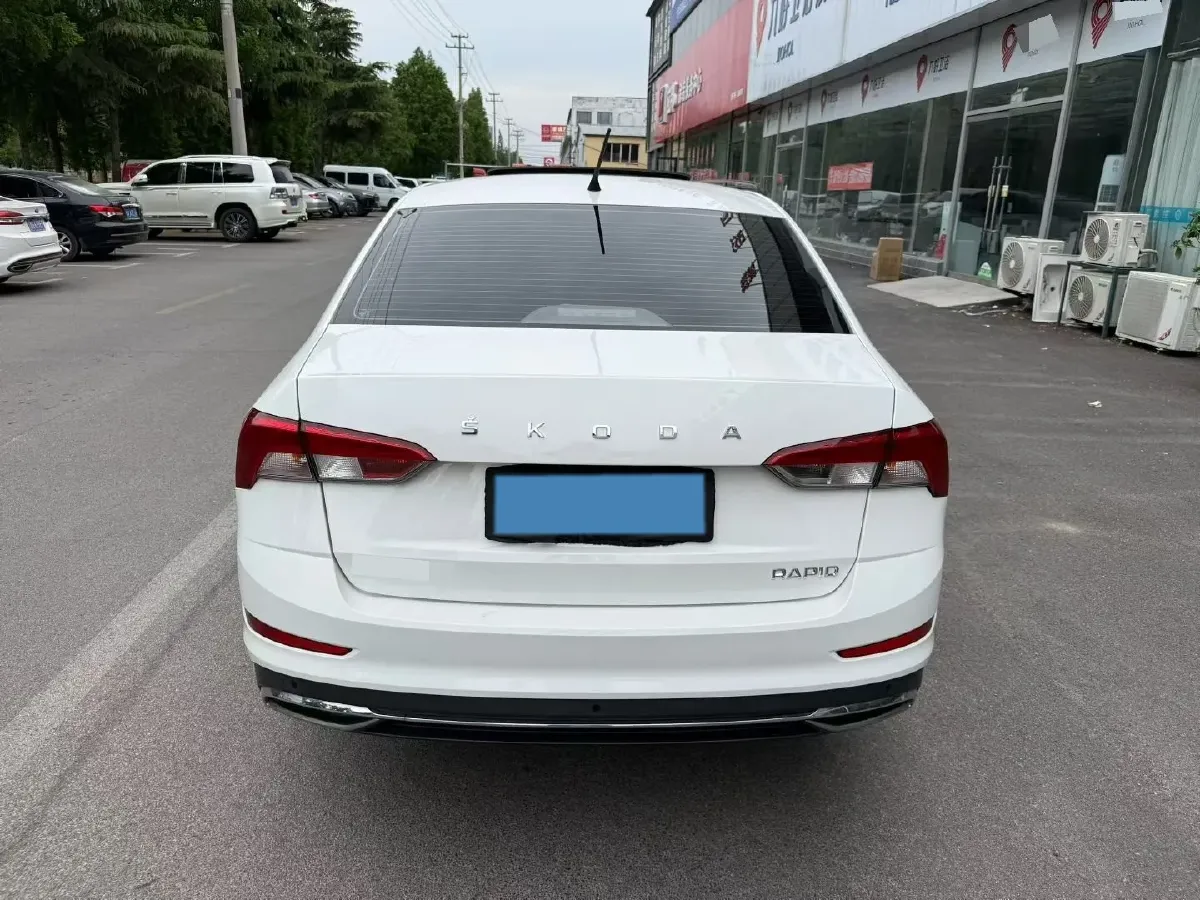 2020 Skoda Rapid 1.5L 112HP L4 5MT,autocango,china used car exporter,china ev exporter,chinese used car exporter,chinese used ev exporter