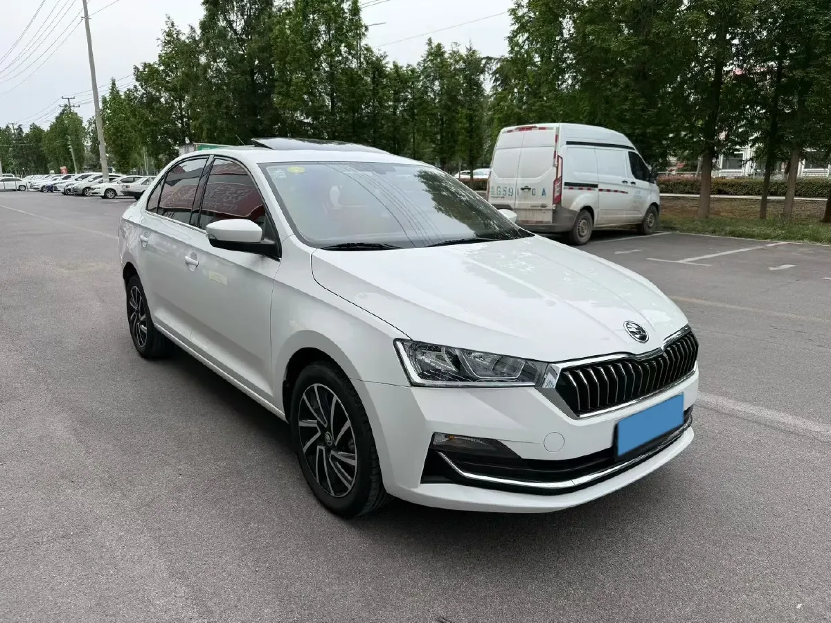 2020 Skoda Rapid 1.5L 112HP L4 5MT,autocango,china used car exporter,china ev exporter,chinese used car exporter,chinese used ev exporter