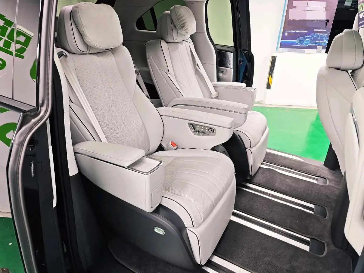 2026 Xpeng X9 REEV 150HP REEV,autocango,china used car exporter,china ev exporter,chinese used car exporter,chinese used ev exporter