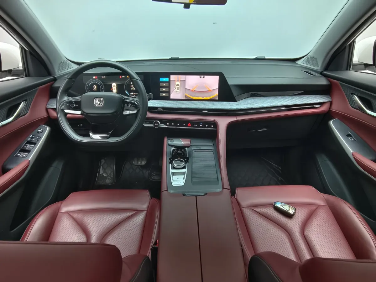 2022 ChangAn CS75 Plus 1.5T 178HP L4 6AT,autocango,china used car exporter,china ev exporter,chinese used car exporter,chinese used ev exporter