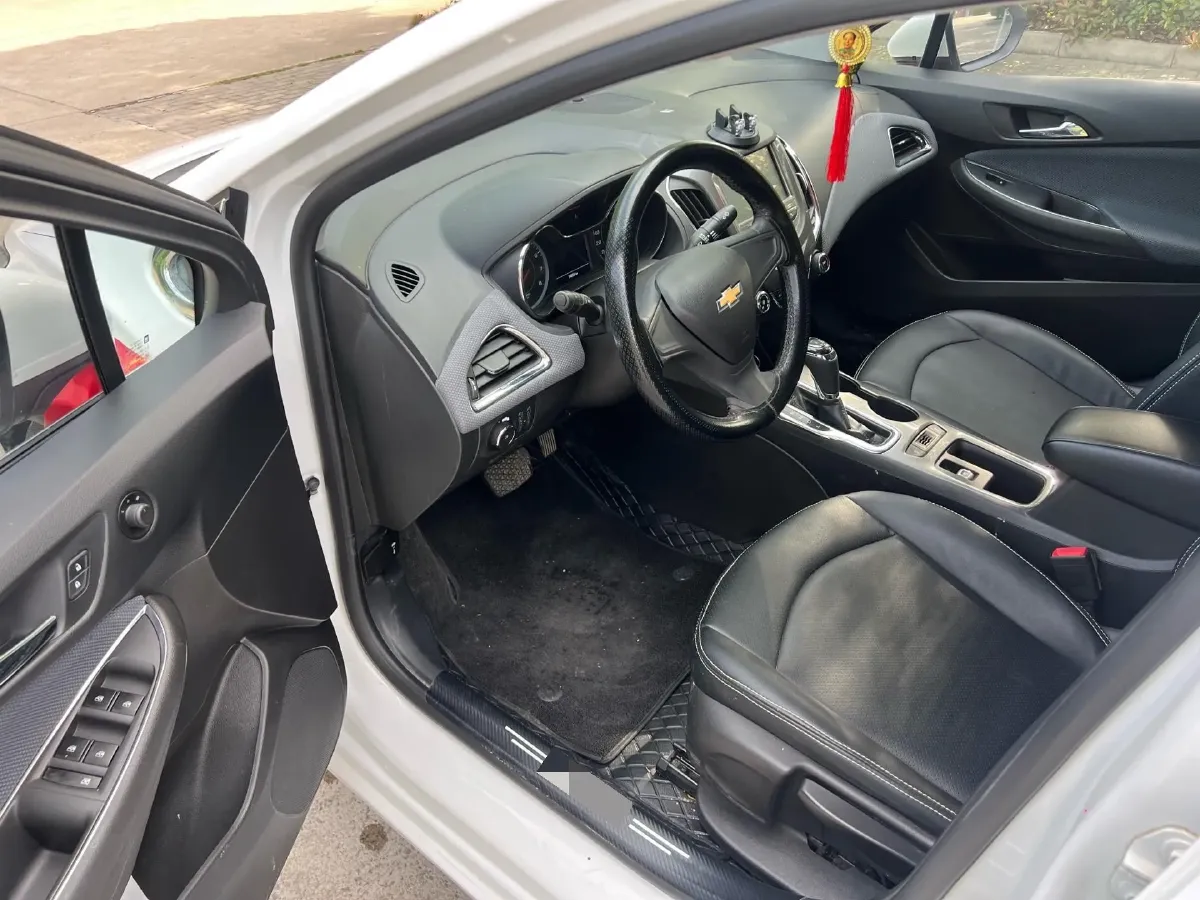 2018 Chevrolet Cruze 1.5L 114HP L4 6AT,autocango,china used car exporter,china ev exporter,chinese used car exporter,chinese used ev exporter
