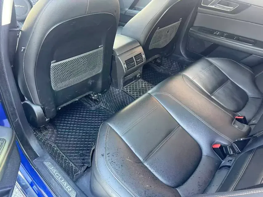 2018 Toyota Crown 2.0T 235HP L4 8AT,autocango,china used car exporter,china ev exporter,chinese used car exporter,chinese used ev exporter
