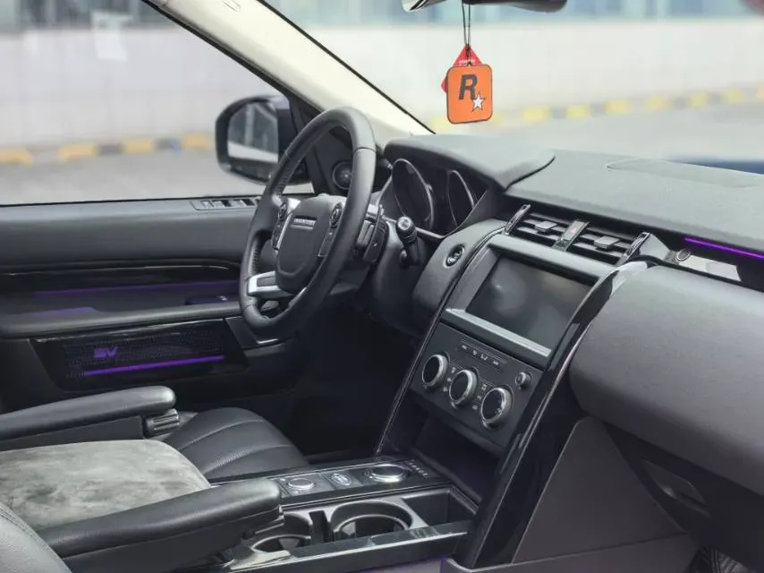 2018 Land Rover Discovery 3.0T 340HP V6 8AT,autocango,china used car exporter,china ev exporter,chinese used car exporter,chinese used ev exporter