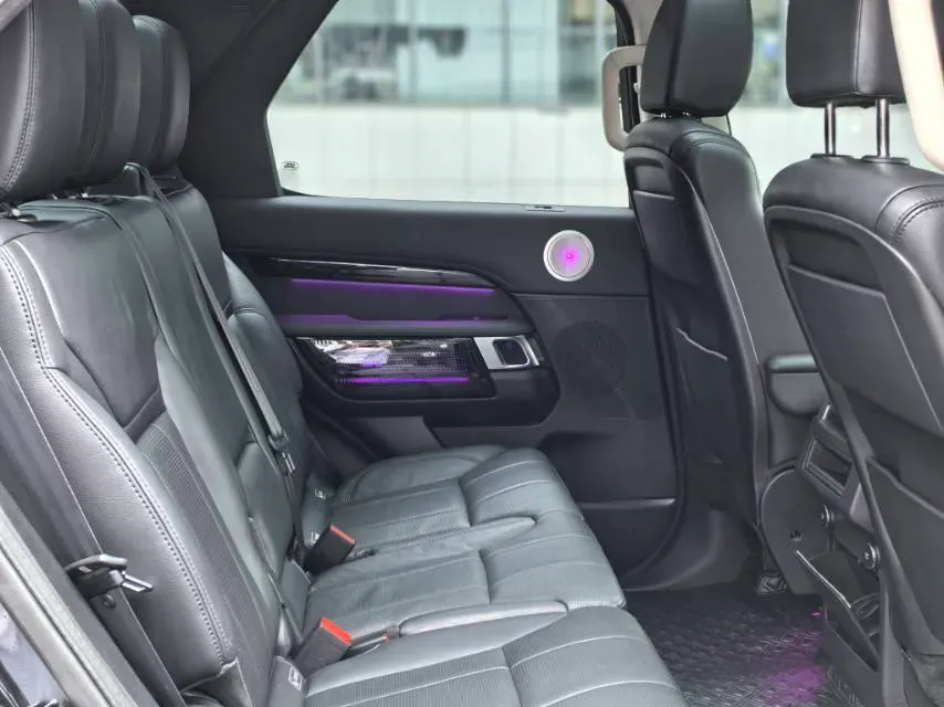 2018 Land Rover Discovery 3.0T 340HP V6 8AT,autocango,china used car exporter,china ev exporter,chinese used car exporter,chinese used ev exporter