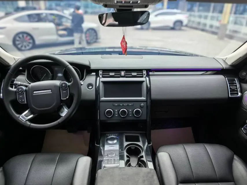 2018 Land Rover Discovery 3.0T 340HP V6 8AT,autocango,china used car exporter,china ev exporter,chinese used car exporter,chinese used ev exporter