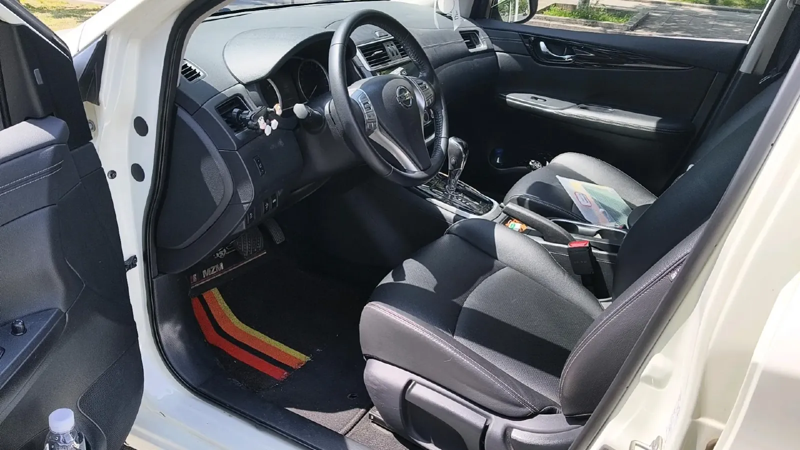 2021 Nissan Tiida 1.6L 122HP L4 CVT,autocango,china used car exporter,china ev exporter,chinese used car exporter,chinese used ev exporter