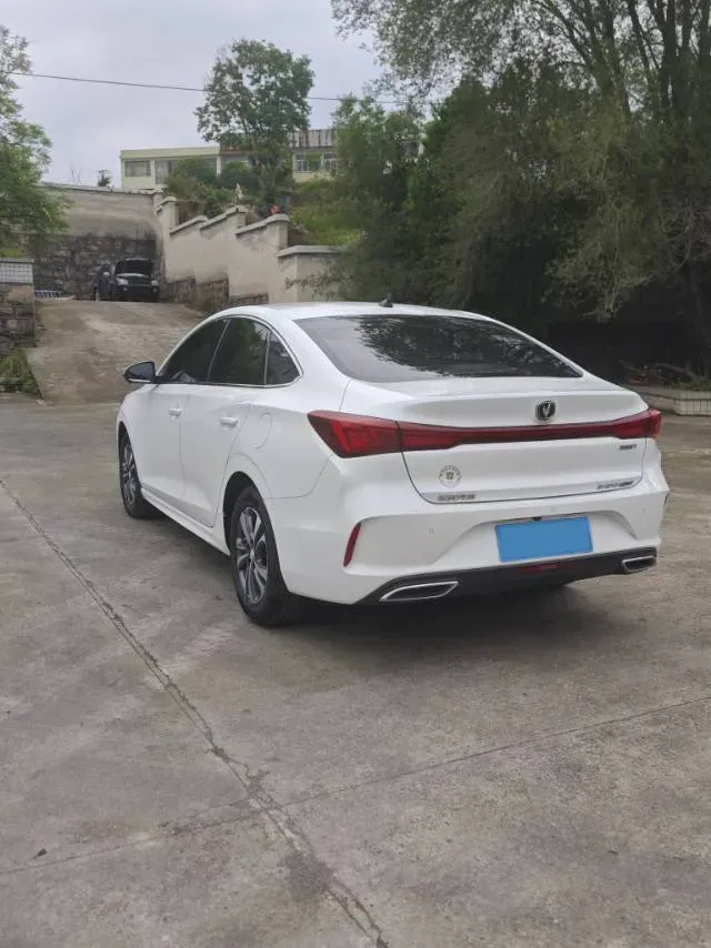 2023 ChangAn Eado 1.4T 160HP L4 7DCT,autocango,china used car exporter,china ev exporter,chinese used car exporter,chinese used ev exporter