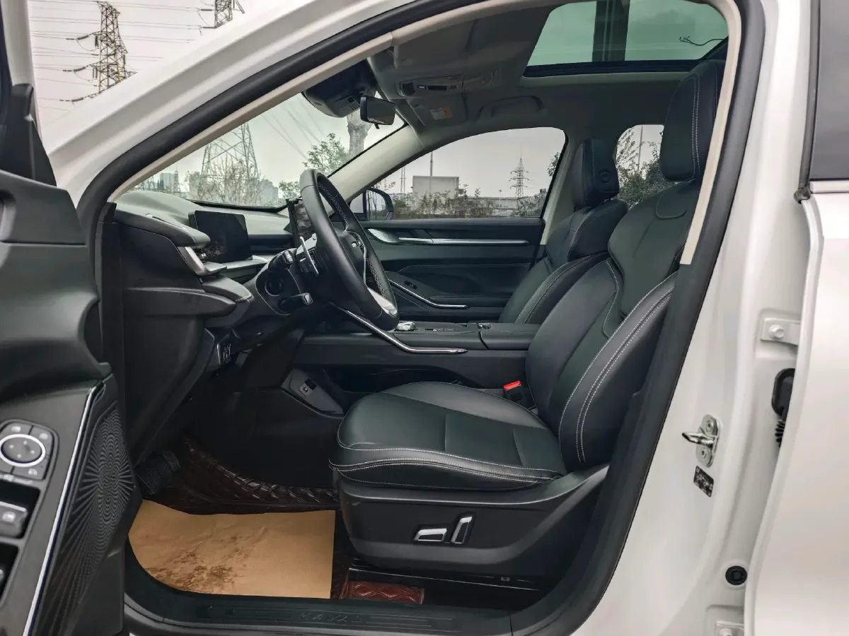 2024 Haval H6 1.5T 184HP L4 7DCT,autocango,china used car exporter,china ev exporter,chinese used car exporter,chinese used ev exporter
