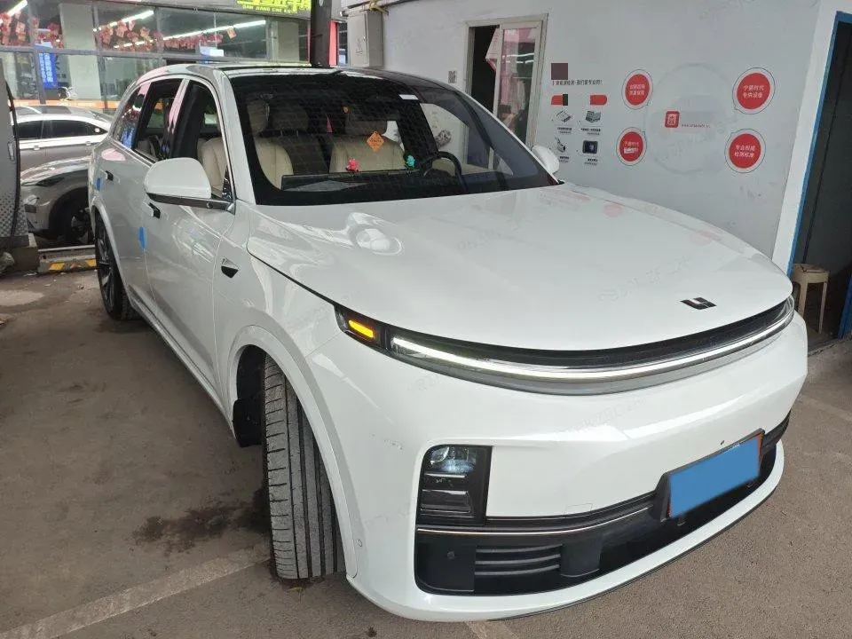 2023 Li L7 Range Extended 154HP REEV 40.9KWH,autocango,china used car exporter,china ev exporter,chinese used car exporter,chinese used ev exporter