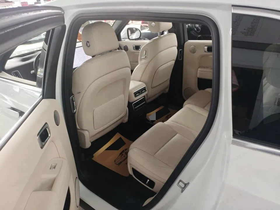 2023 Li L7 Range Extended 154HP REEV 40.9KWH,autocango,china used car exporter,china ev exporter,chinese used car exporter,chinese used ev exporter