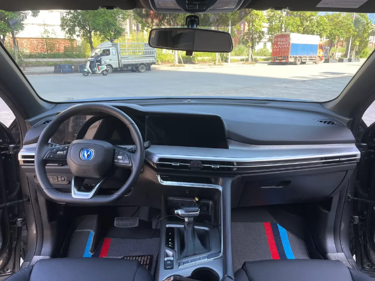2022 ChangAn CS35 Plus 1.4T 160HP L4 7DCT,autocango,china used car exporter,china ev exporter,chinese used car exporter,chinese used ev exporter