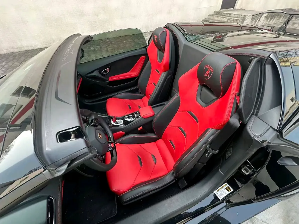 2020 Lamborghini Huracán 5.2L 611HP V10 7DCT,autocango,china used car exporter,china ev exporter,chinese used car exporter,chinese used ev exporter