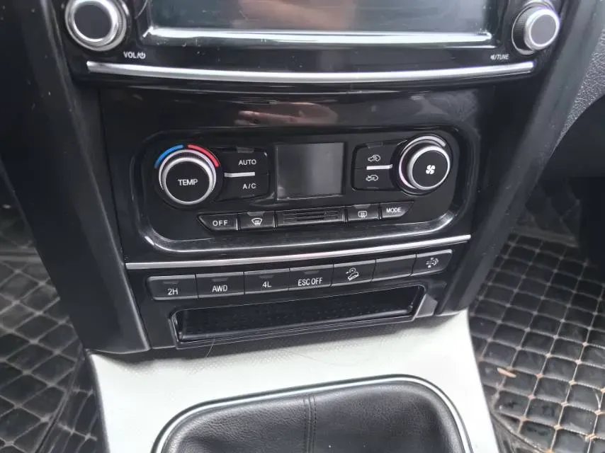 2018 Haval H5 Class 2.0T 150HP L4 6MT,autocango,china used car exporter,china ev exporter,chinese used car exporter,chinese used ev exporter