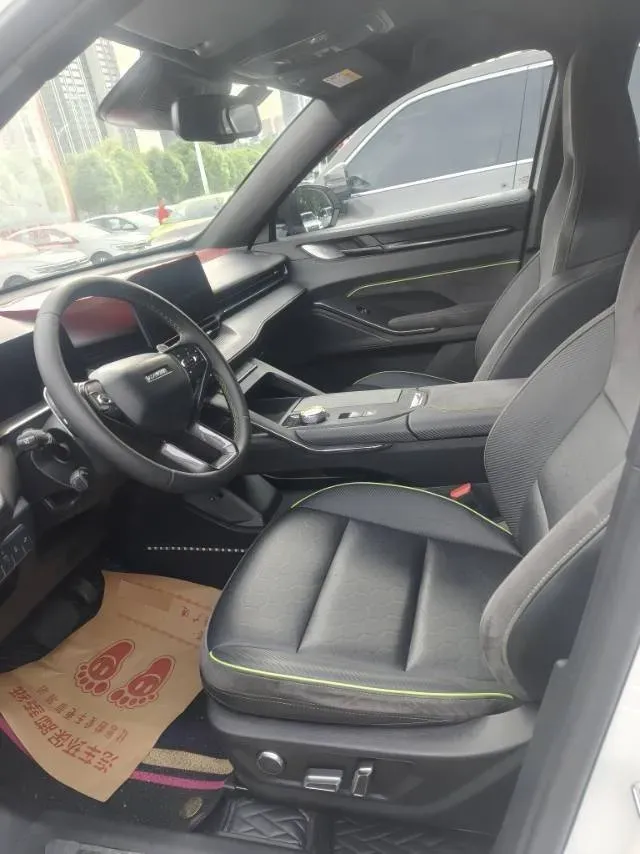 2022 Haval H6S 2.0T 211HP L4 7DCT,autocango,china used car exporter,china ev exporter,chinese used car exporter,chinese used ev exporter