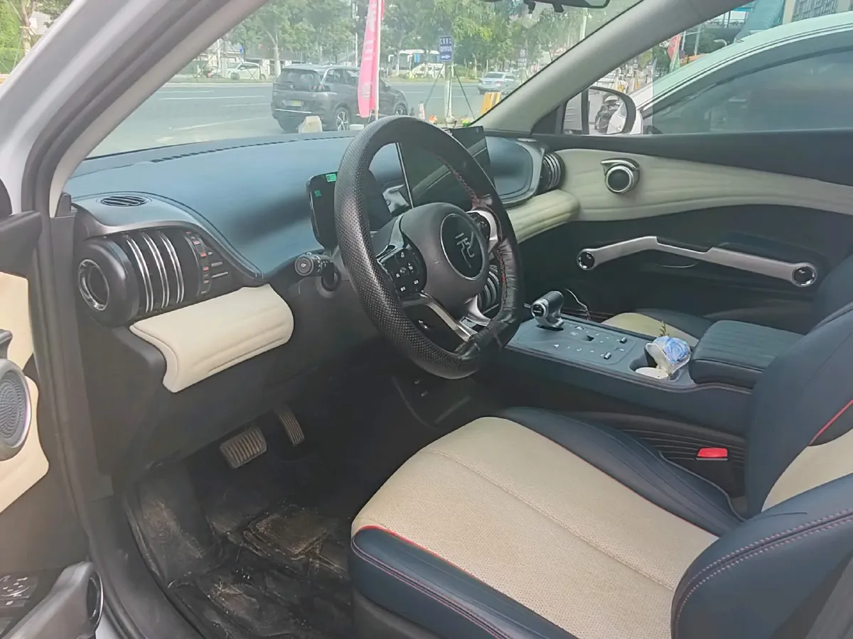 2022 Hycan Z03 BEV 64.23KWH,autocango,china used car exporter,china ev exporter,chinese used car exporter,chinese used ev exporter