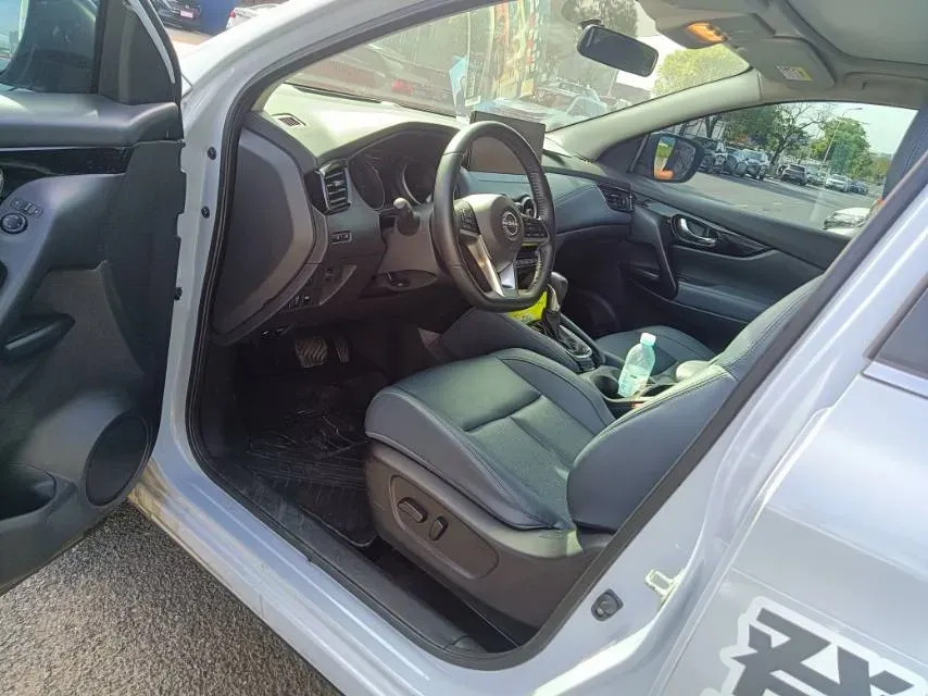 2025 Nissan Qashqai 2.0L 151HP L4 CVT,autocango,china used car exporter,china ev exporter,chinese used car exporter,chinese used ev exporter