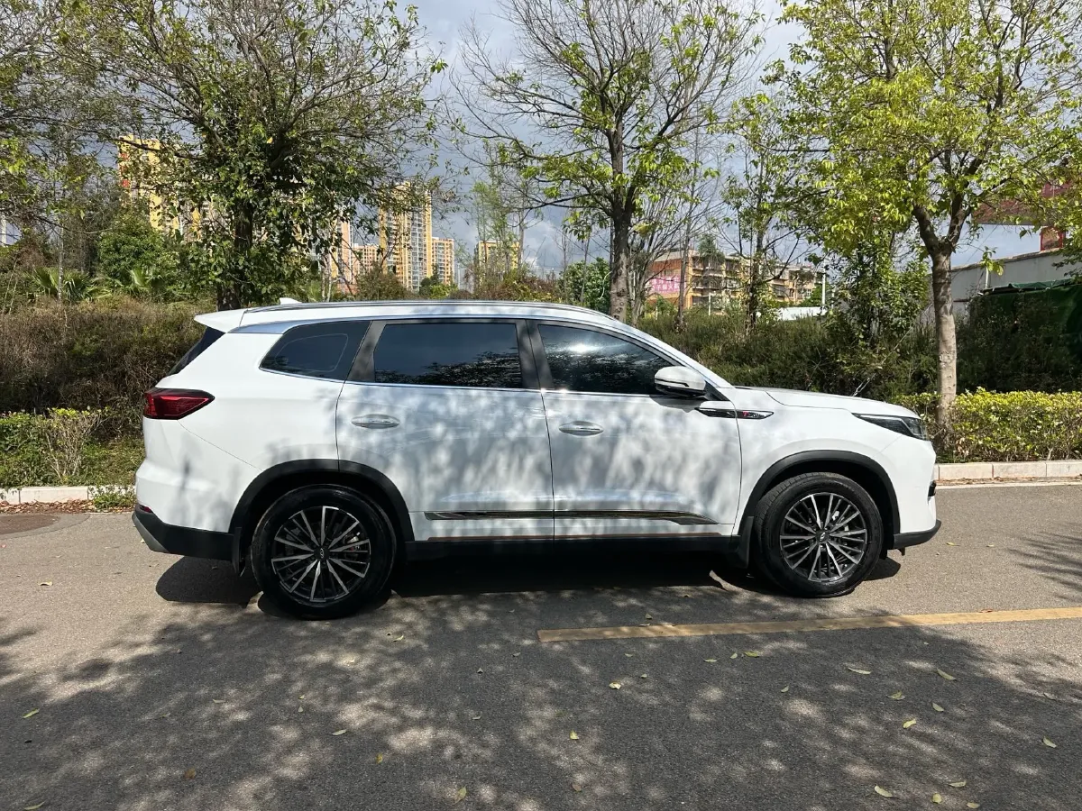 2022 Chery Tiggo 8 PRO 1.6T 197HP L4 7DCT,autocango,china used car exporter,china ev exporter,chinese used car exporter,chinese used ev exporter