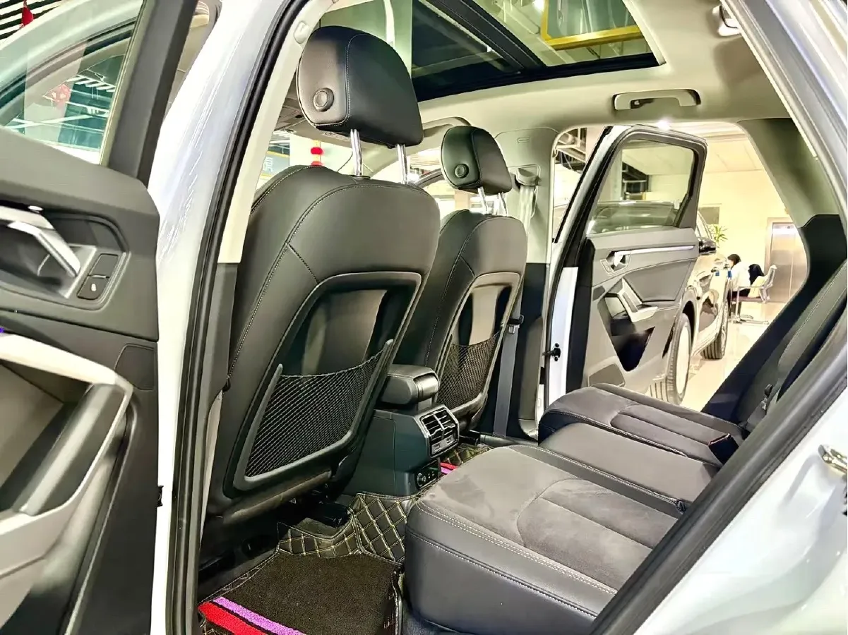 2022 Audi Q3 1.4T 150HP L4 7DCT,autocango,china used car exporter,china ev exporter,chinese used car exporter,chinese used ev exporter