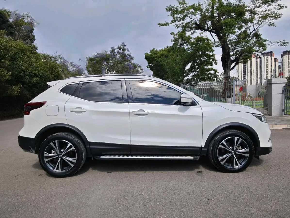 2021 Nissan Qashqai 2.0L 151HP L4 CVT,autocango,china used car exporter,china ev exporter,chinese used car exporter,chinese used ev exporter