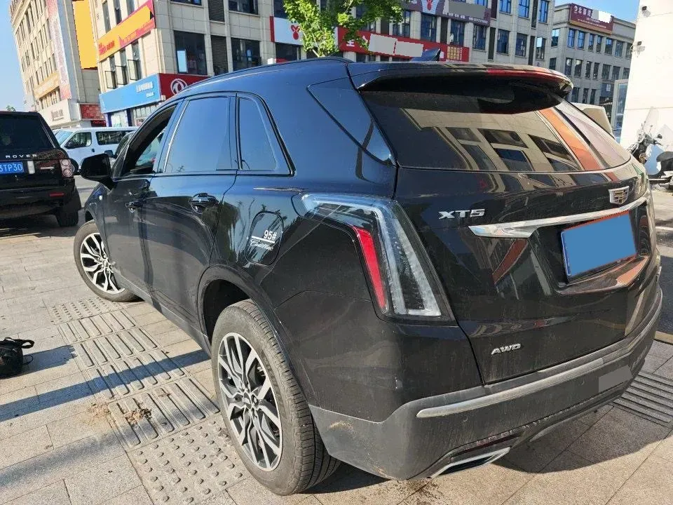 2022 Cadillac XT5 2.0T 237HP L4 9AT,autocango,china used car exporter,china ev exporter,chinese used car exporter,chinese used ev exporter