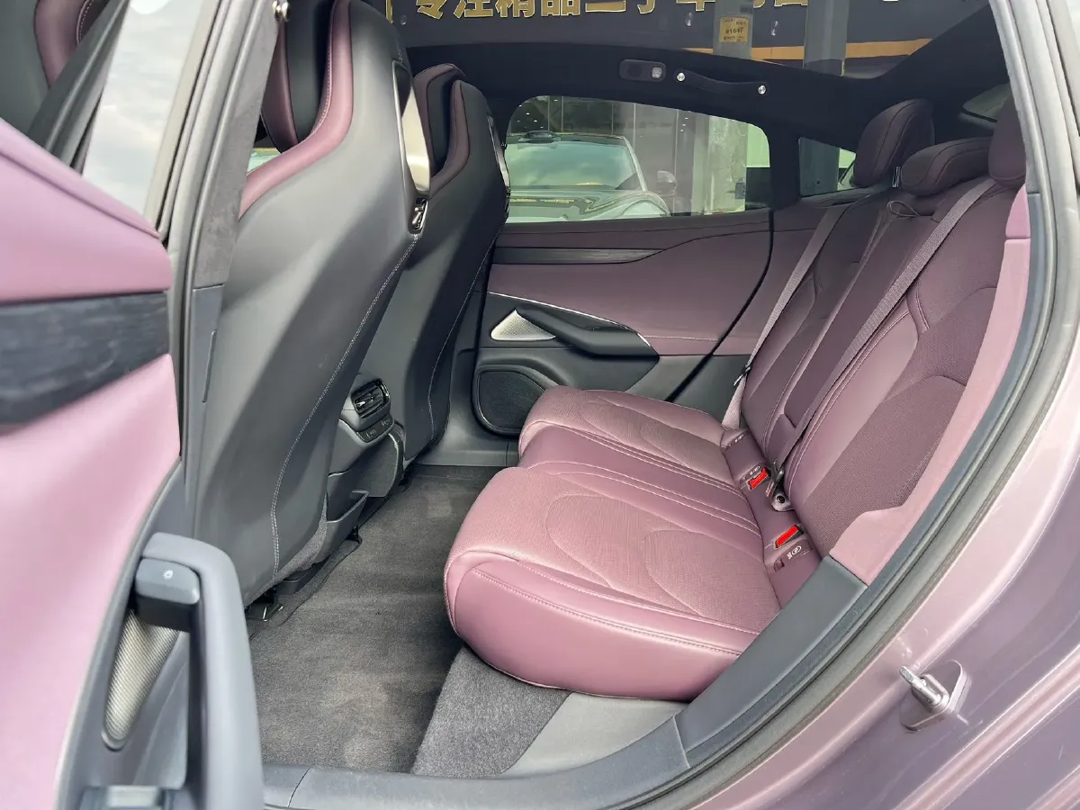 2024 MI SU7 BEV 101KWH,autocango,china used car exporter,china ev exporter,chinese used car exporter,chinese used ev exporter