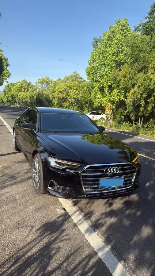 2023 Audi A6L 2.0T 245HP L4 7DCT,autocango,china used car exporter,china ev exporter,chinese used car exporter,chinese used ev exporter