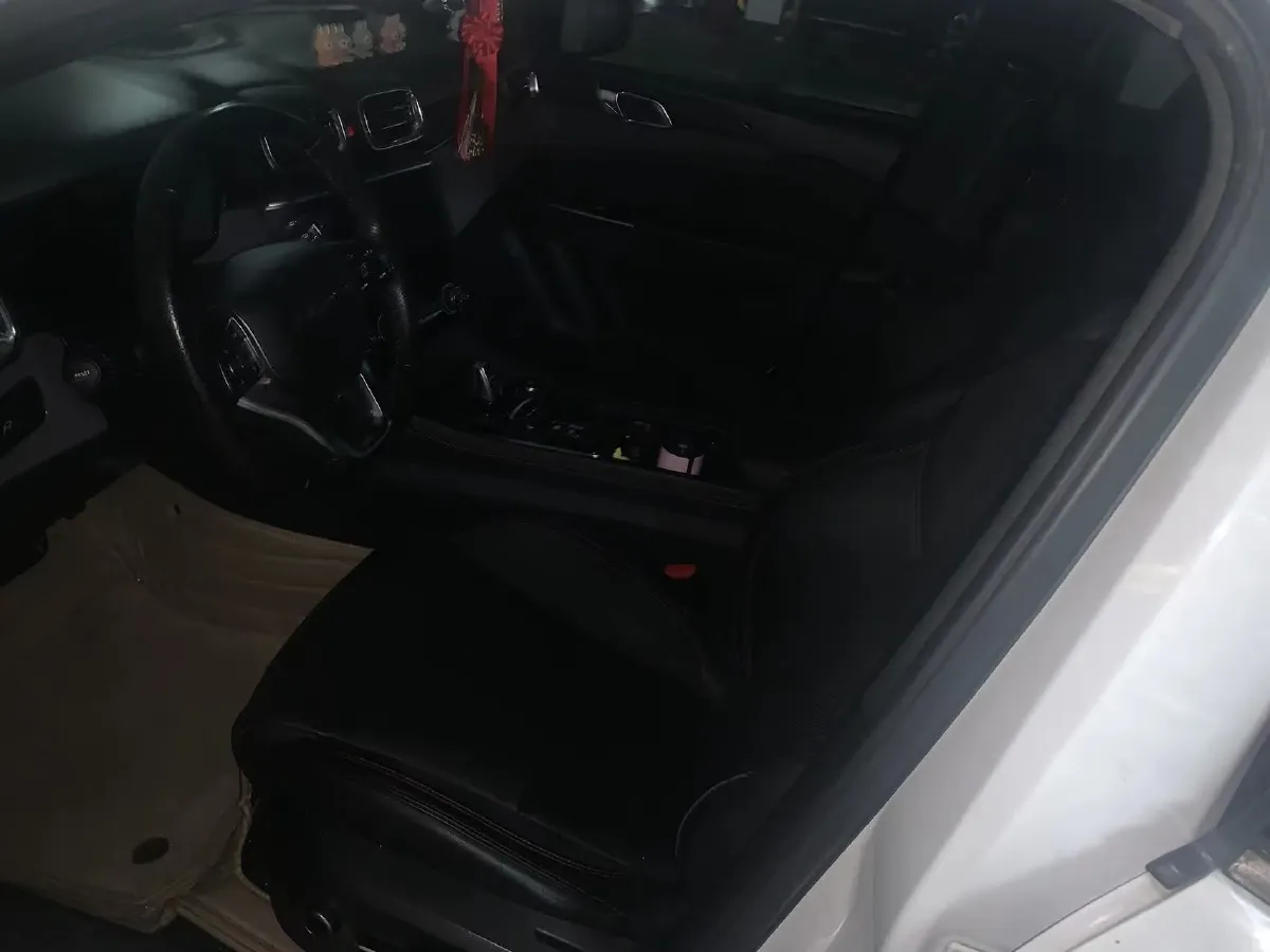 2018 Toyota C-HR 2.0L 171HP L4 CVT,autocango,china used car exporter,china ev exporter,chinese used car exporter,chinese used ev exporter