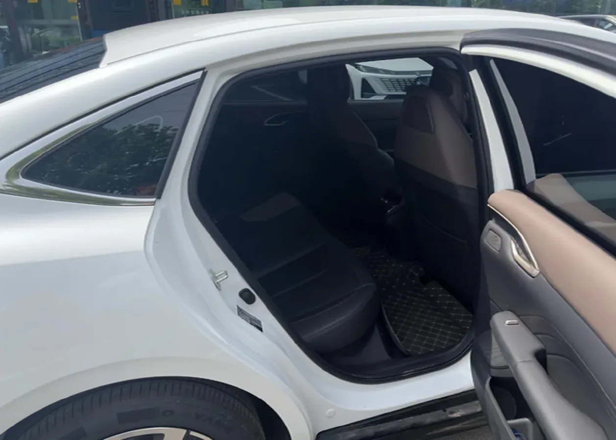 2026 ChangAn Eado 1.5T 192HP L4 7DCT,autocango,china used car exporter,china ev exporter,chinese used car exporter,chinese used ev exporter