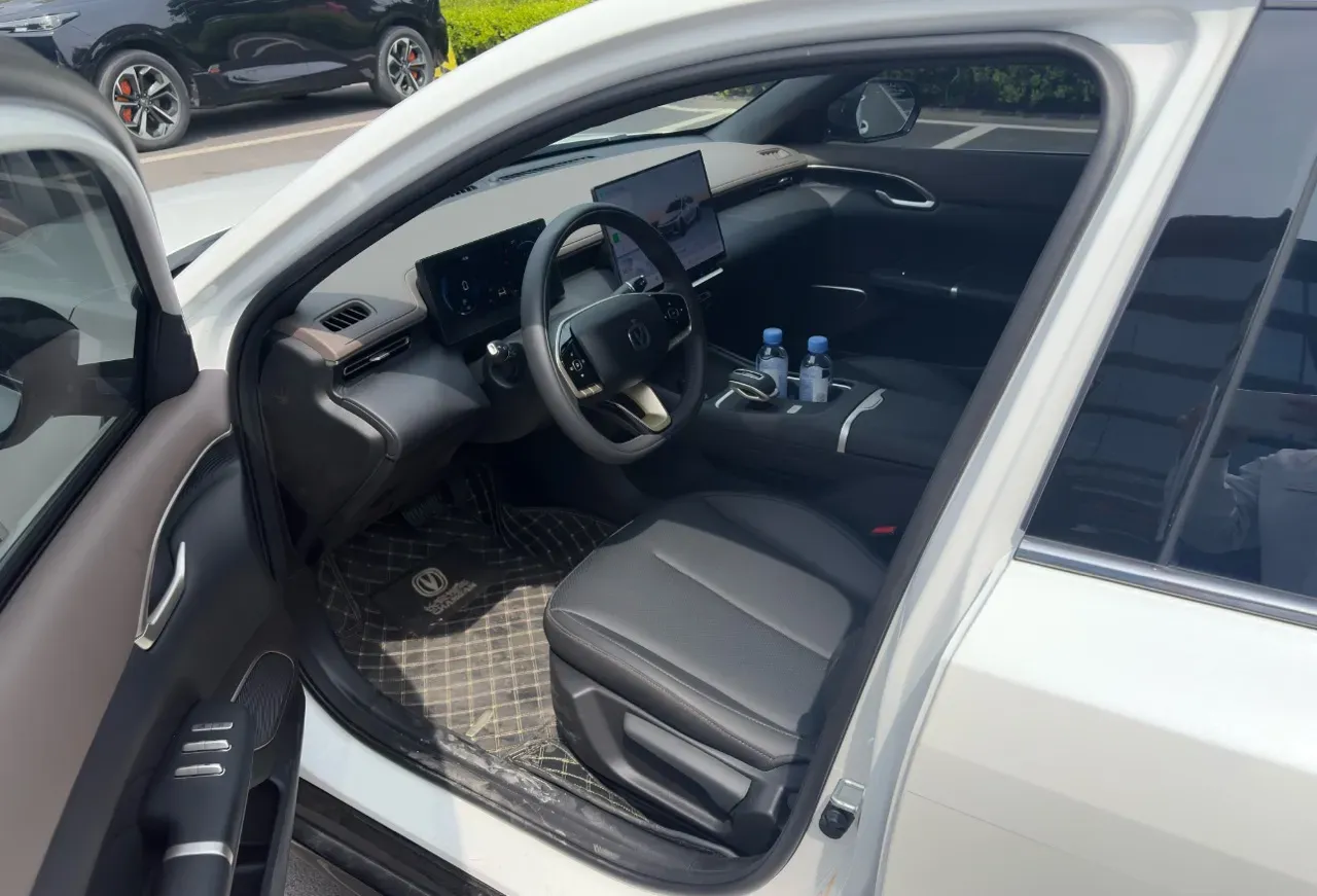 2026 ChangAn Eado 1.5T 192HP L4 7DCT,autocango,china used car exporter,china ev exporter,chinese used car exporter,chinese used ev exporter