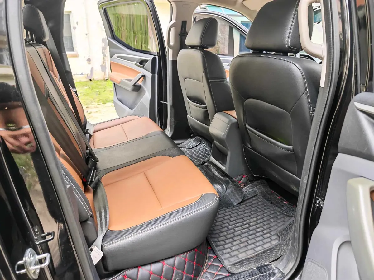 2020 MAXUS T70 2.0T 214HP L4 8AT,autocango,china used car exporter,china ev exporter,chinese used car exporter,chinese used ev exporter