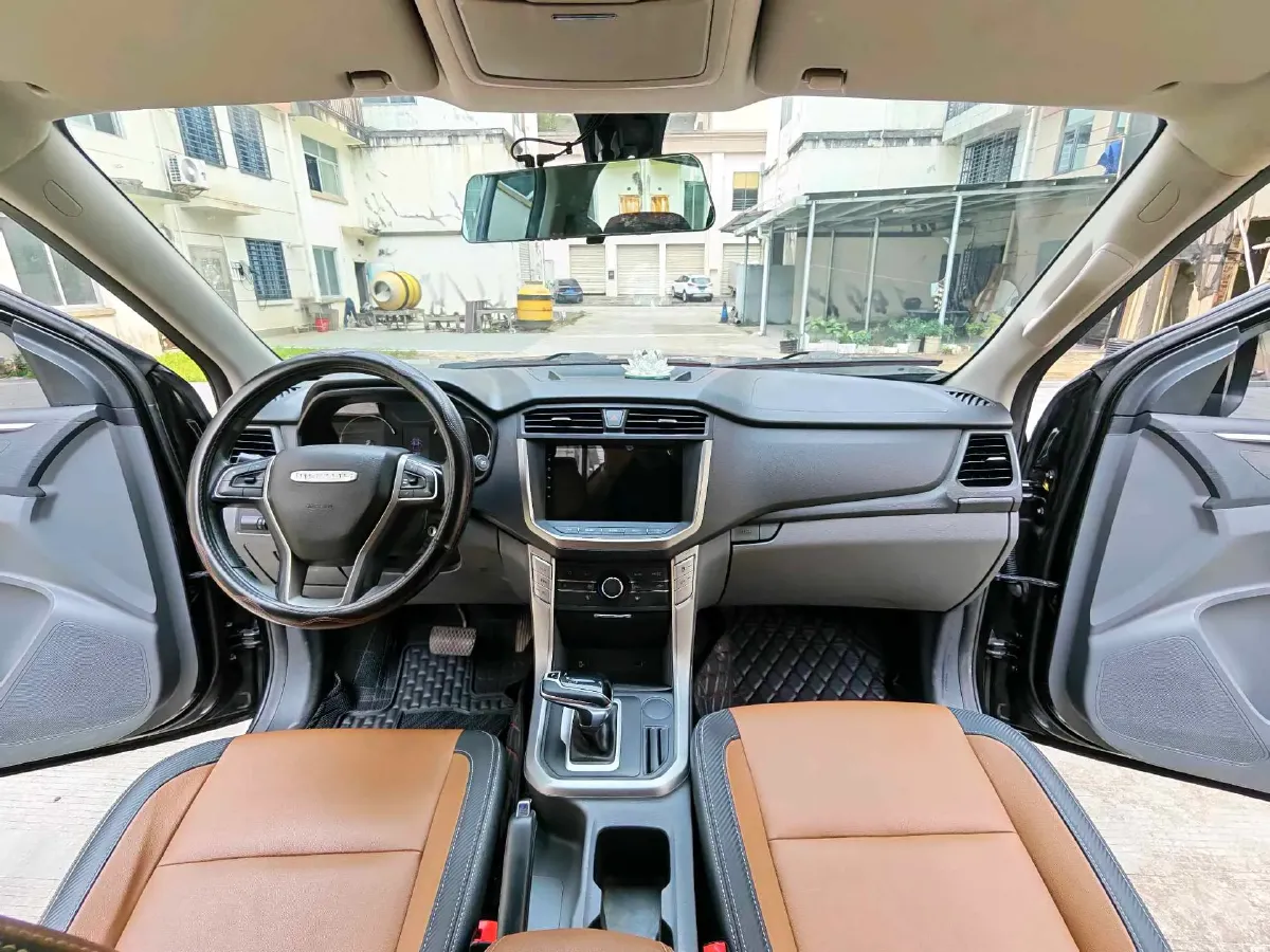 2020 MAXUS T70 2.0T 214HP L4 8AT,autocango,china used car exporter,china ev exporter,chinese used car exporter,chinese used ev exporter