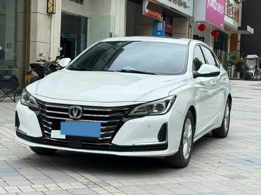 2020 ChangAn Raeton CC 1.5T 156HP L4 6AT,autocango,china used car exporter,china ev exporter,chinese used car exporter,chinese used ev exporter
