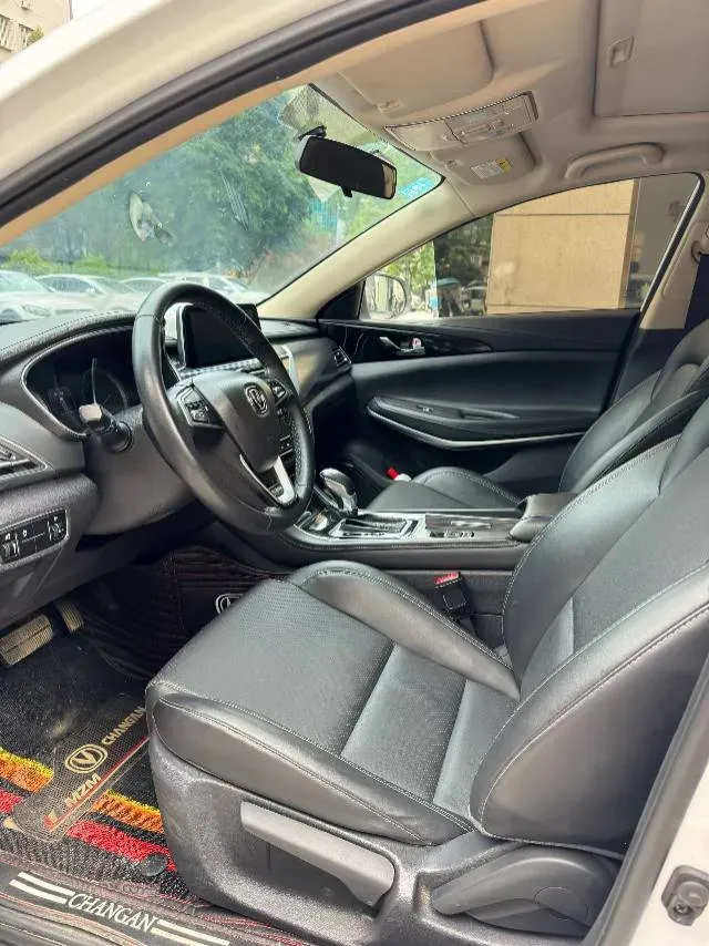 2020 ChangAn Raeton CC 1.5T 156HP L4 6AT,autocango,china used car exporter,china ev exporter,chinese used car exporter,chinese used ev exporter