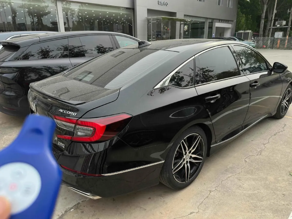 2022 Honda Accord 1.5T 194HP L4 CVT,autocango,china used car exporter,china ev exporter,chinese used car exporter,chinese used ev exporter
