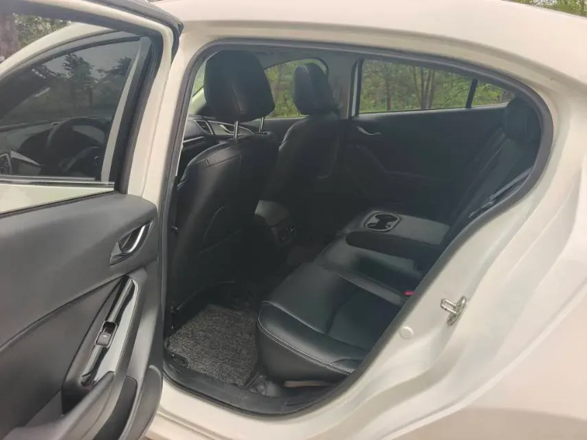 2017 Mazda 3 Axela 1.5L 117HP L4 6AT,autocango,china used car exporter,china ev exporter,chinese used car exporter,chinese used ev exporter