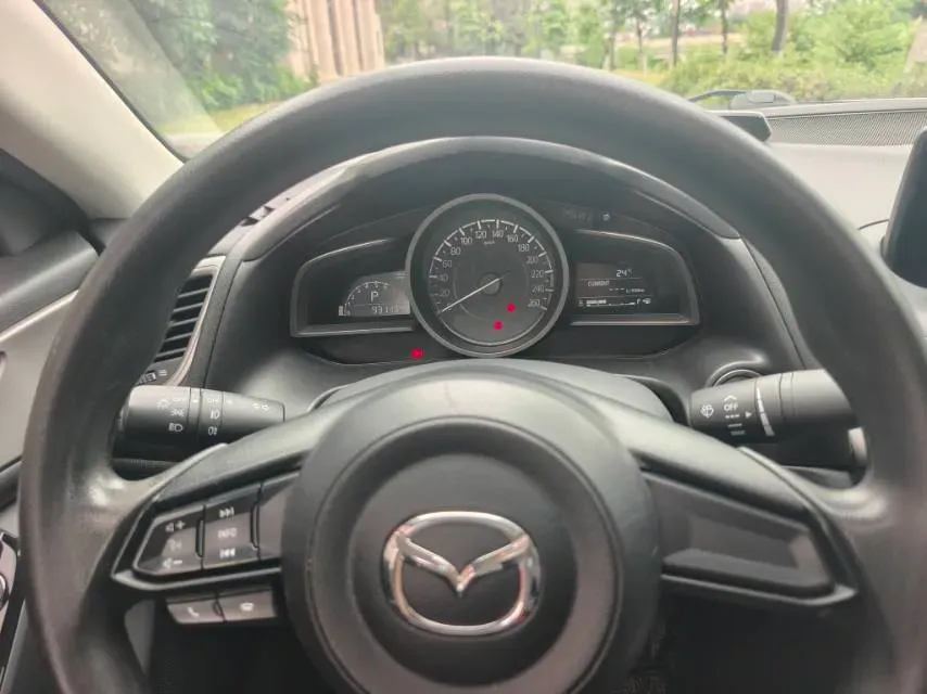 2017 Mazda 3 Axela 1.5L 117HP L4 6AT,autocango,china used car exporter,china ev exporter,chinese used car exporter,chinese used ev exporter