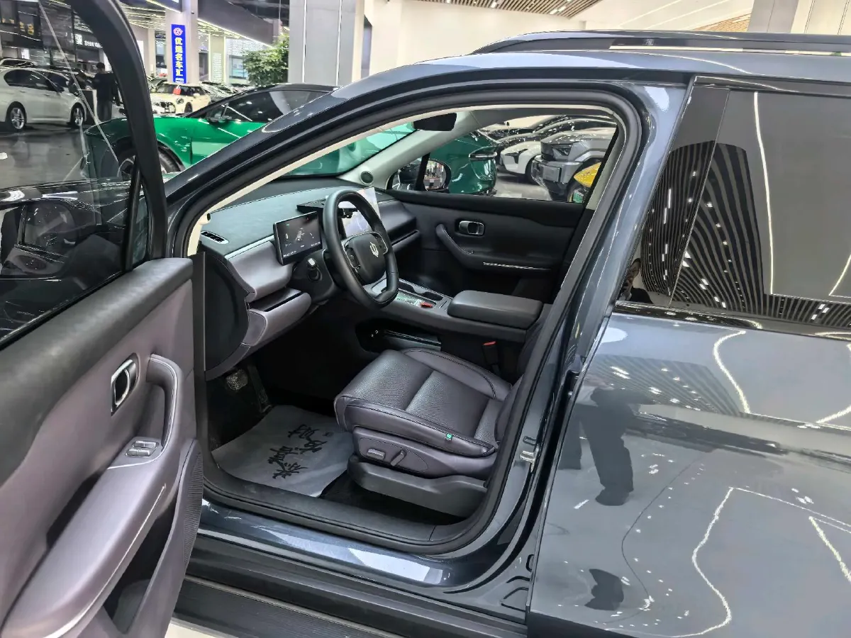 2024 Leapmotor C16 1.5L 95HP L4 REEV 28.4KWH,autocango,china used car exporter,china ev exporter,chinese used car exporter,chinese used ev exporter