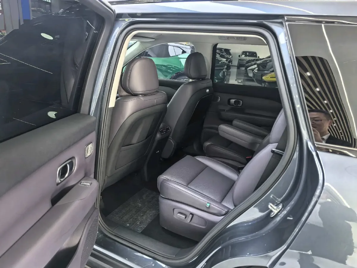 2024 Leapmotor C16 1.5L 95HP L4 REEV 28.4KWH,autocango,china used car exporter,china ev exporter,chinese used car exporter,chinese used ev exporter